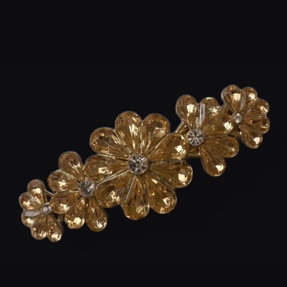Sparkling Floral Crystal Barrette - Picture 5 of 6